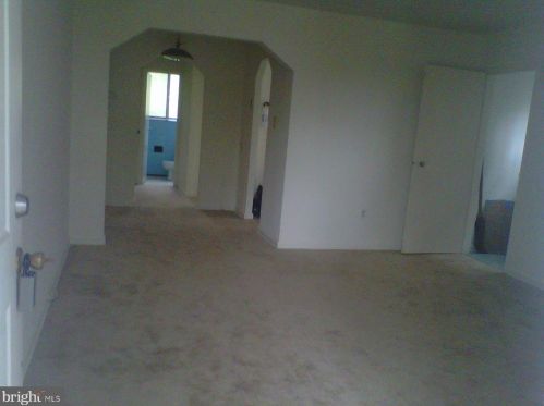 3827 1st St, Washington, DC 20032-2339