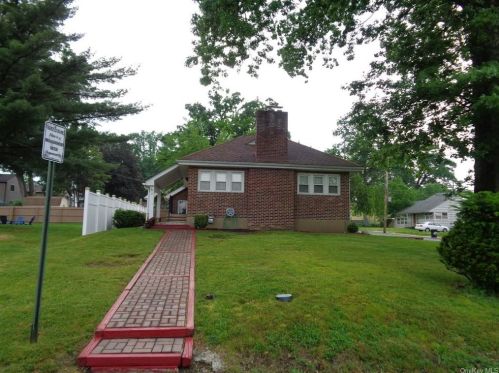 2 Ingalls St, Middletown, NY 10940-6516