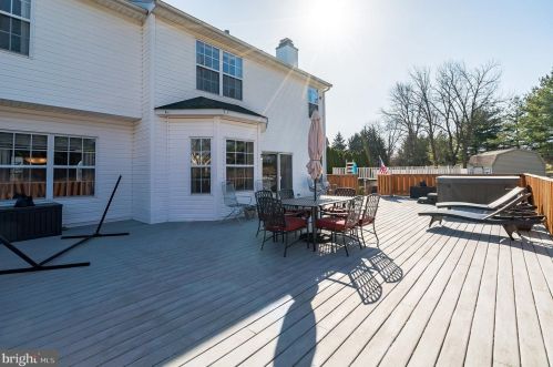 1801 Arbor Ct, Jamison PA  18929-1672 exterior