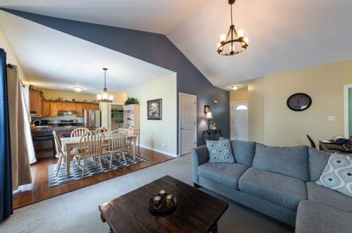 303 Quail Ridge Ct, Gibsonia, PA 15044-7980