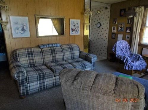 424 Carroll St, Portage, WI 53901-1806