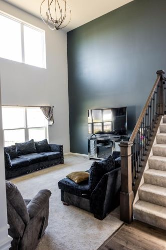 647 118th Ave, Crown Point IN  46307-8569 exterior
