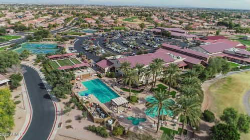5410 Crabtree Ln, Gilbert, AZ 85298-4632