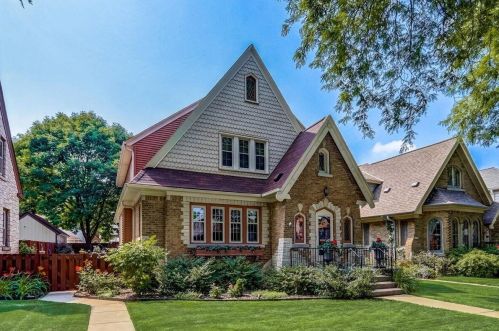 3133 55th St, Milwaukee WI  53216-3113 exterior