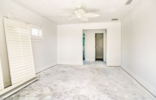 1224 Kittiwake Cir, Sanibel FL  33957-3608 exterior