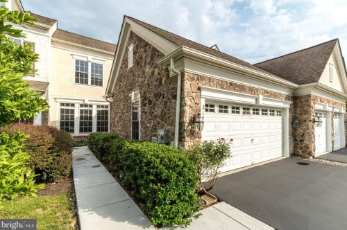 317 Primrose Dr, Lansdale, PA 19446-5692