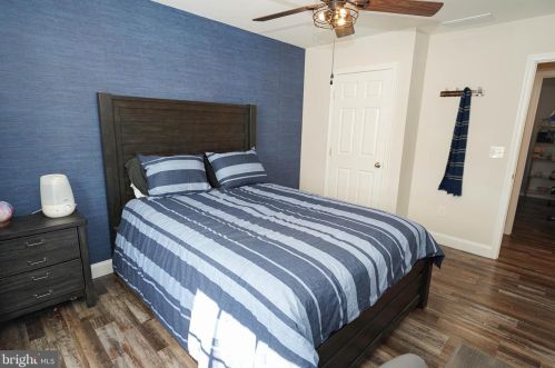 2 Highland Dr, Seaford DE  19973-4827 exterior