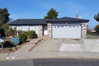 38 Huntington Cir, West Pittsburg CA  94565-4710 exterior