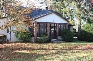 144 Edgewood Ave, Thornwood NY  10594-1109 exterior