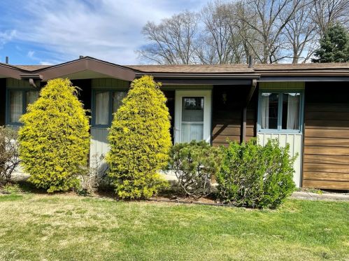 706 Hazelcroft Ave, New Castle, PA 16105-2275