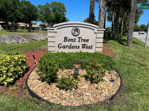 9905 Pineapple Tree Dr, Boynton Beach, FL 33436-3580