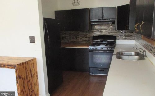 321 Johnson Ave, Lawrence Township NJ  08648-3419 exterior