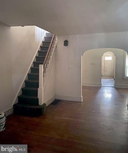 6035 Delancey St, Philadelphia, PA 19143-1111