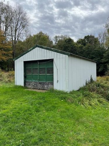 7348 Dari Dell Rd, Guys Mills, PA 16327-4532