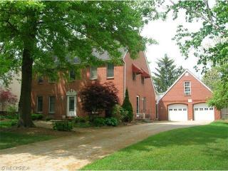 871 Lawrence St, Medina, OH 44256-2809