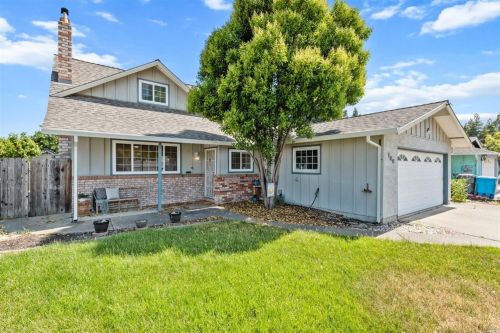 146 Fairview Dr, Vacaville CA  95687-6429 exterior