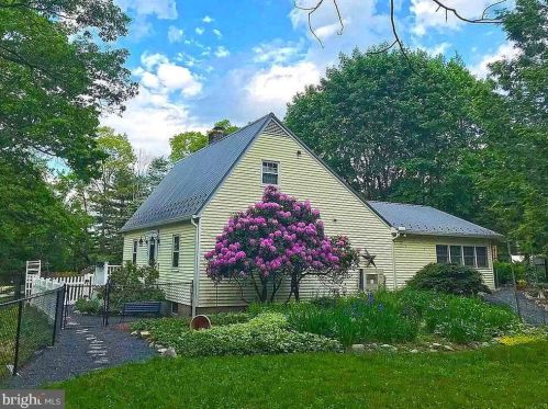 115 Pleasant Ln, Stroudsburg, PA 18360-7992