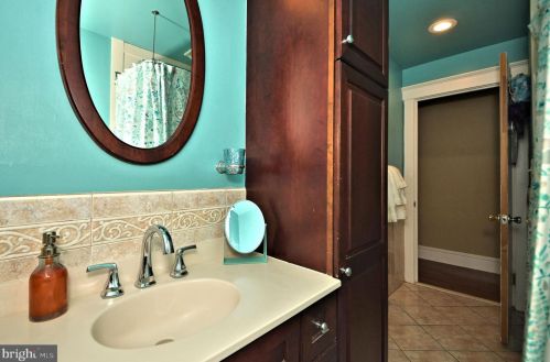 607 Noble St, Norristown PA  19401-5530 exterior