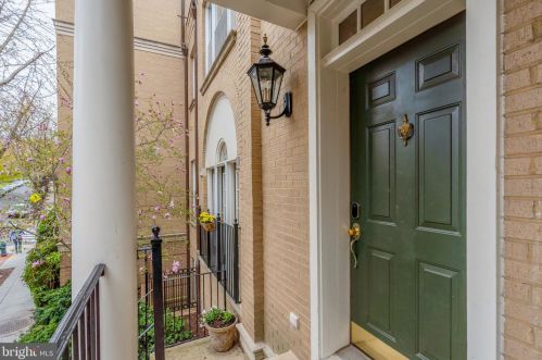 2404 19th St, Washington, DC 20009-1599