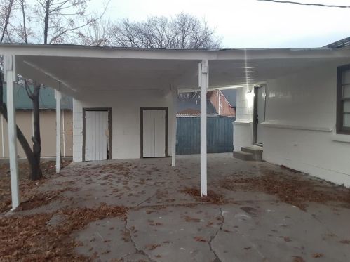 3460 Townsend Dr, Fort Worth, TX 76110-3722