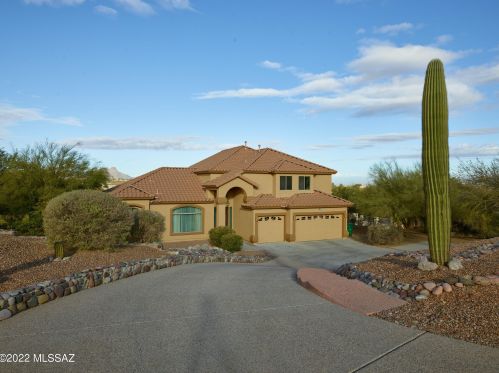 5781 Killdeer Dr, Tucson, AZ 85743-8463