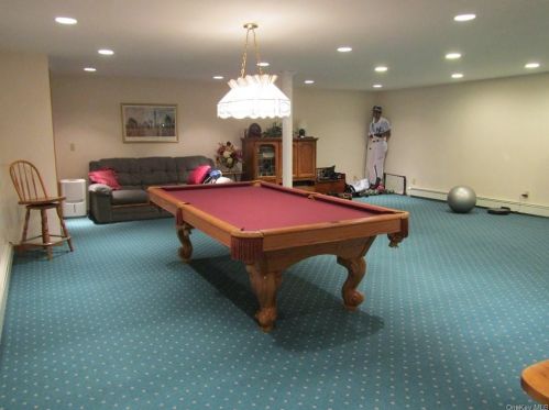 13 Liberty Ct, Montgomery NY  12549-2041 exterior