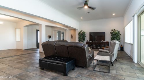 7544 Peppertree Dr, Gilbert AZ  85298 exterior