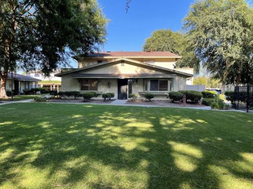 1045 Francis St, Ontario, CA 91761-5633
