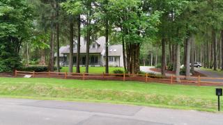 9610 Springer Lake Ln, Olympia, WA 98501-9765