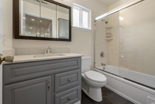 1590 Cunningham Way, Santa Rosa CA  95403-2342 exterior