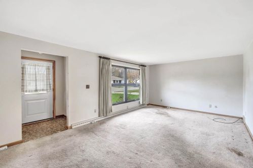 1940 Newberry Ave, Green Bay, WI 54302-3361