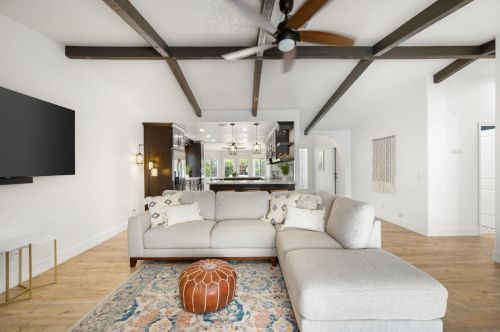 54404 Avenida Madero, La Quinta CA  92253-3620 exterior