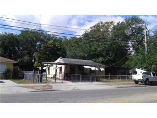 3240 46th St, Miami, FL 33142-4361