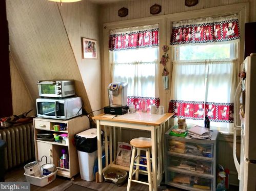 6 Lexington Ave, Camden NJ  08109-2014 exterior