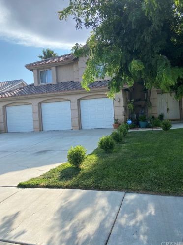 44341 Westridge Dr, Lancaster, CA 93536-6802
