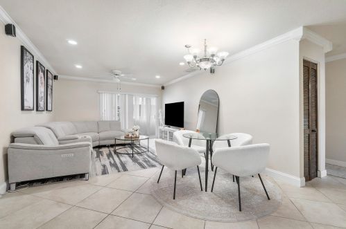 10693 Military Trl, West Palm Beach, FL 33410-6565