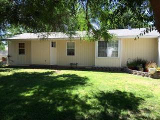 3512 Olive Ave, Fresno, CA 93702-1146