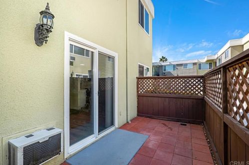 6602 Beadnell Way, San Diego CA 92117-5100 exterior