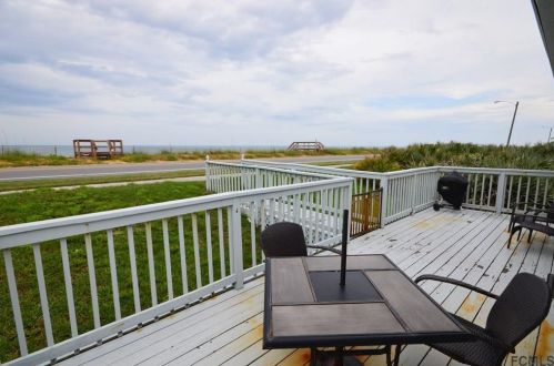 1939 Oceanshore Blvd, Flagler Beach FL  32136-2804 exterior