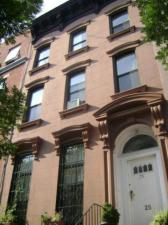 25 Monroe St, Brooklyn, NY 11238-2004