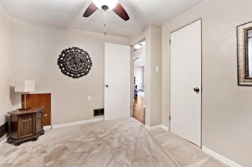 471 Rosewood Dr, Pittsburgh PA  15236-4701 exterior