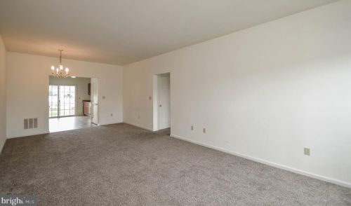 1983 Mercer Way, Easton, PA 18040-8486