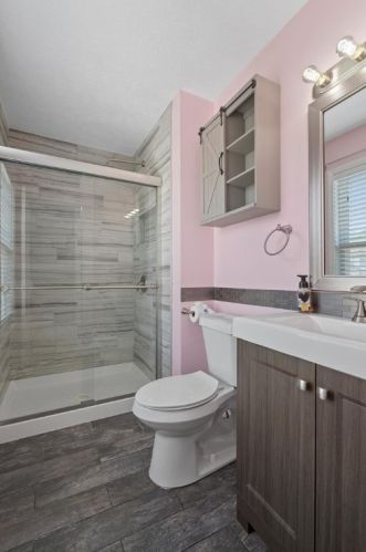 801 Chelsea Dr, Imperial PA  15126-9298 exterior