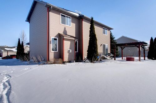 2410 Brogan Dr, Waterford MN  55057-3270 exterior