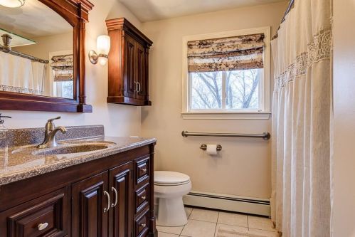 21 Jaffrey St, Providence RI  02919-6632 exterior