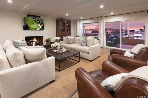 11 Harbor Island Rd, Newport Beach CA  92660 exterior