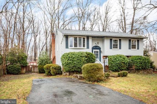44 Ocala Ln, Fredericksburg, VA 22408-2526