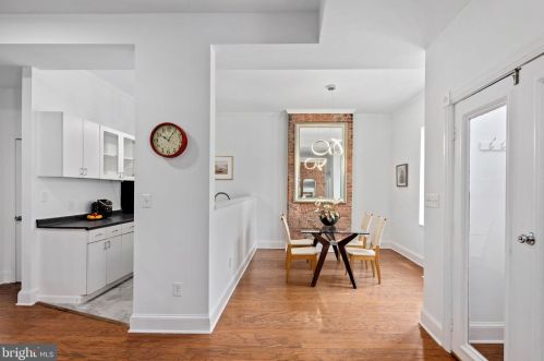 817 T St, Washington DC 20001-4119 exterior