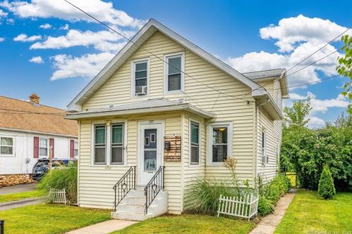 137 Queen St, New Britain, CT 06053-3529