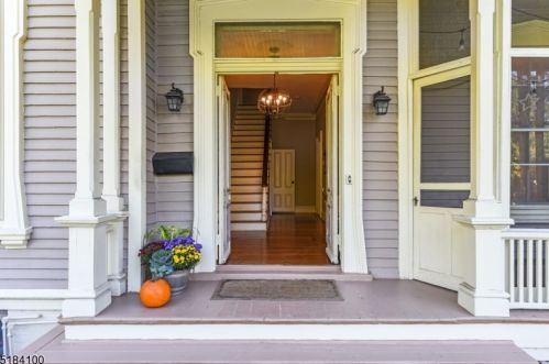257 Warwick Ave, South Orange, NJ 07079-2455